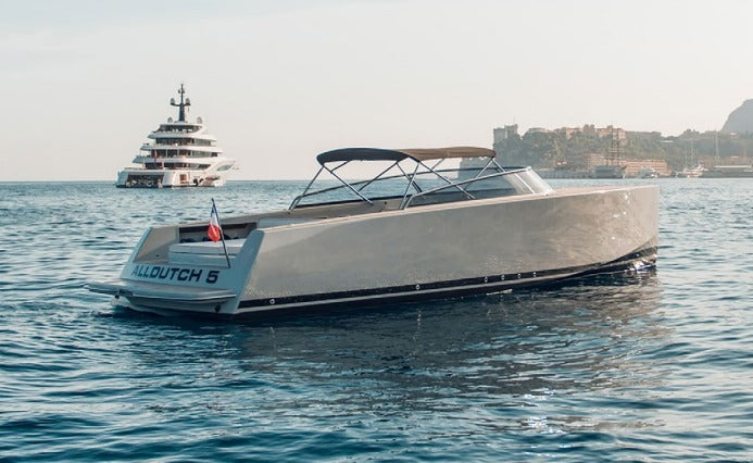 Sunset Charter aboard VanDutch 40